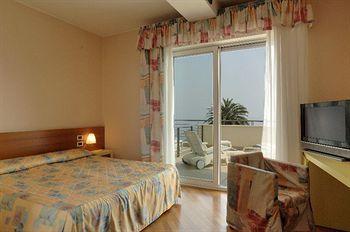 Hotel Le Roi Varazze